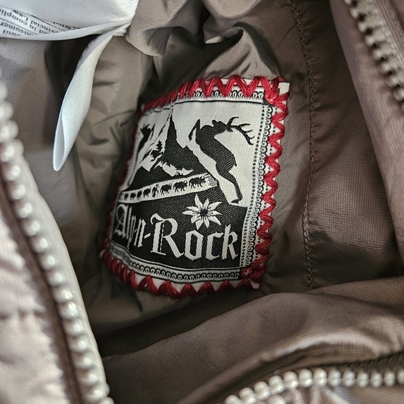 Alp N Rock Reversible Leopard Valais Hooded Vest - Picture 13 of 13